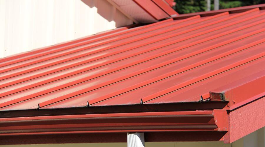 Professional gutter cleaning services in Closplint, KY